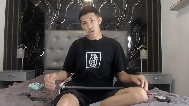 Webkamerová show PhillipCoxx