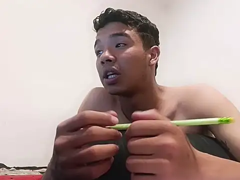 Webkamerová show Weedballshotbaby