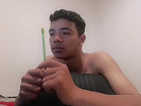 Weedballshotbaby webkamerás műsora