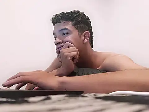 Weedballshotbaby Webcam show
