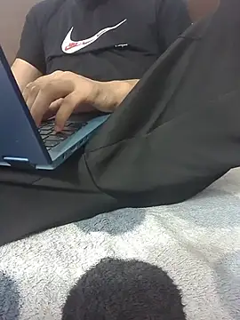 axc77 – webcam-show