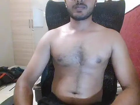 Show modela Tamilan_fucks na web-kameri
