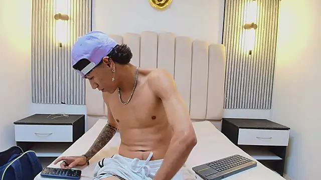 Webkamerová show MAXIMO_BENET