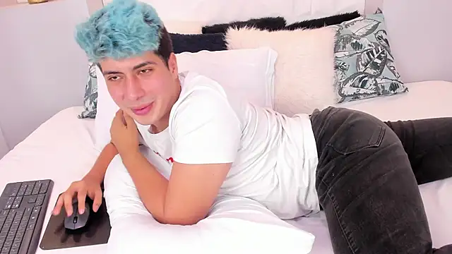 SinnerWolfe's Webcam Show