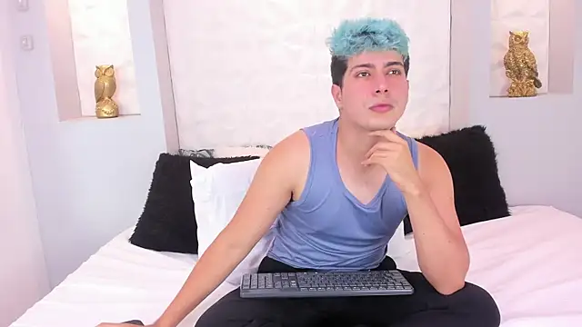 Show modela SinnerWolfe na web-kameri