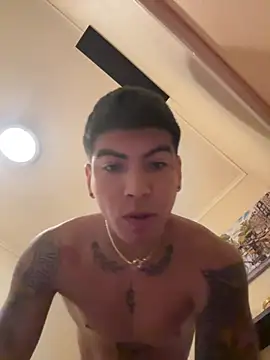 liam_colton Show in webcam