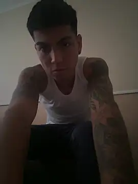 liam_coltonn Webbikameraesitys