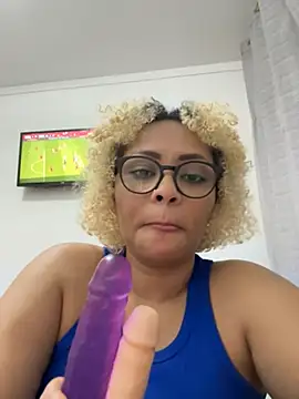 Show de ninarose777 na webcam