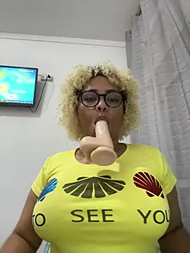 XXX chat uživo modela ninarose777