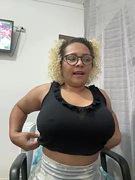 Show de ninarose777 na webcam