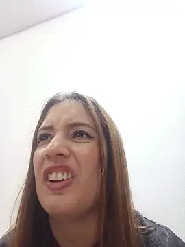 Chat soba uživo modela GiselleNoahX