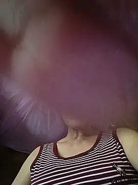 غرفة دردشة KK_sexyy المباشرة