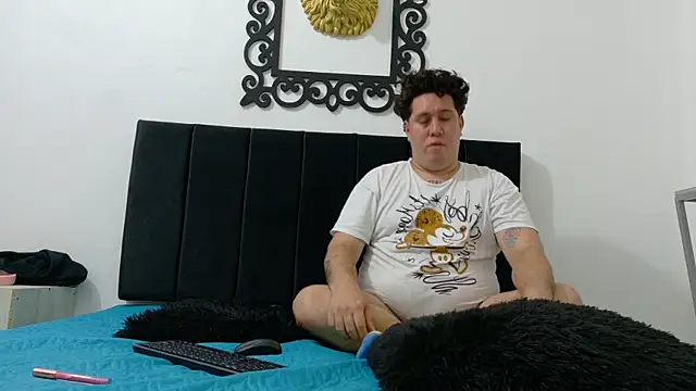 Вебкам-шоу PinkQueen23