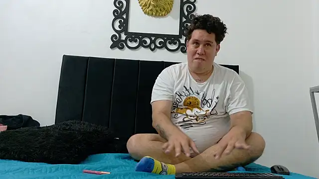 PinkQueen23 Webcam Show