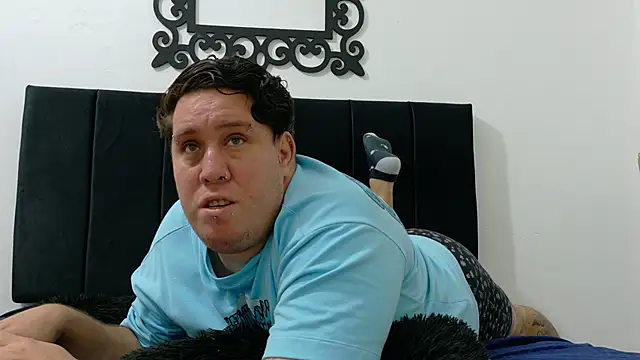PinkQueen23 Webcam show
