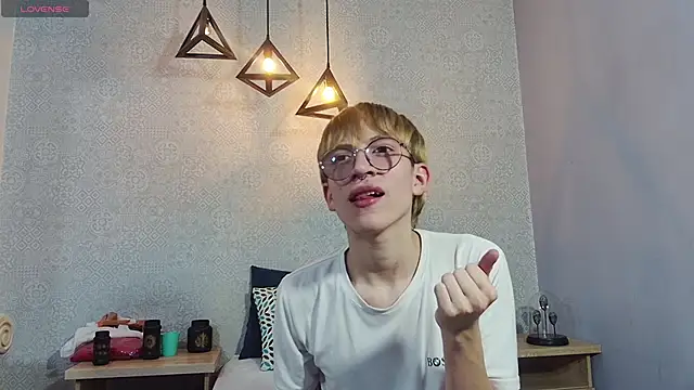Webkamerová show axell_stone_