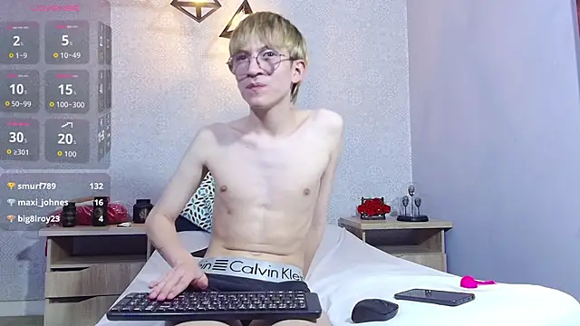 axell_stone_ Show in webcam