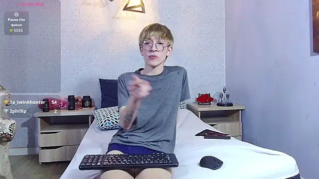 Вебкам-шоу axell_stone_