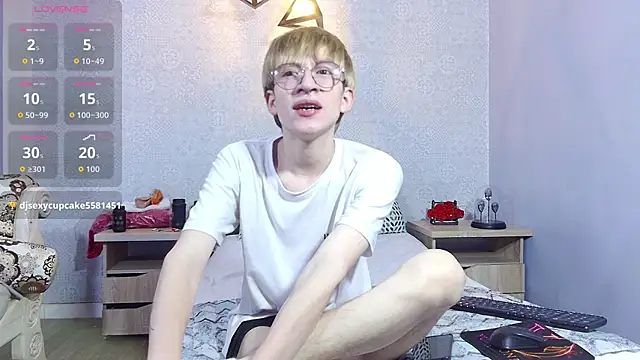 Вебкам-шоу axell_stone_