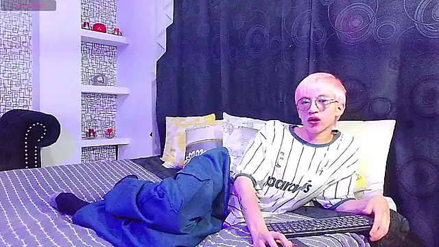 Webkamerová show axell_stone_