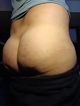 Dickbetweencheeks' Webcam Show