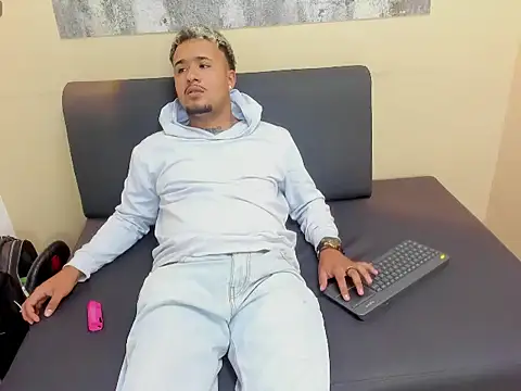 MAICOL_TORNER Webcam-Show