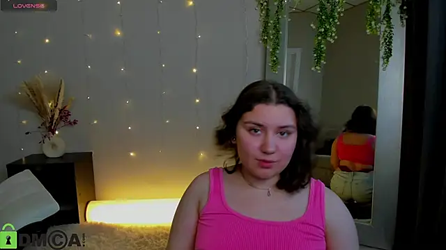 Velvet_Kisss' Live XXX Chat