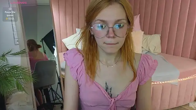 memymee_'s Live XXX Chat