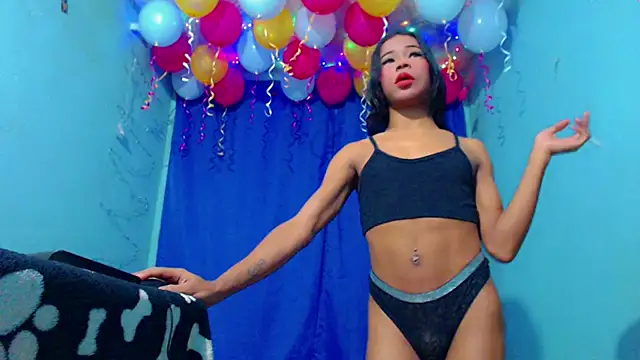 Milastarhotxx webcam show