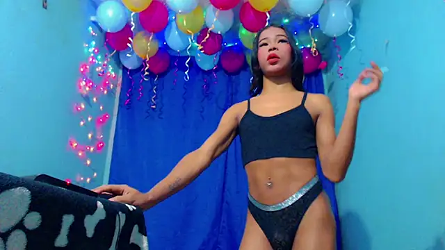 Show modela Milastarhotxx na web-kameri