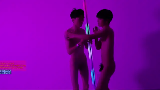 عرض كام YinLi-Boy