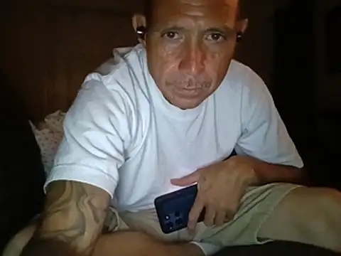 הופעת וובקאם של Rudedawg7900