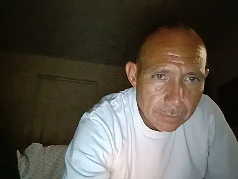 Rudedawg7900 Show in webcam