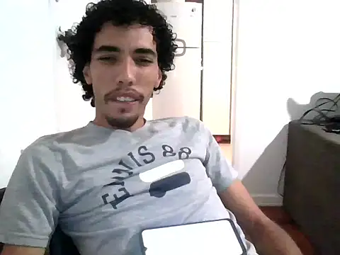 Show de Foxfuckerbr na webcam