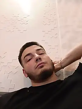 عرض كام Zevs777s