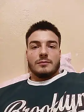 Zevs777s Show in webcam