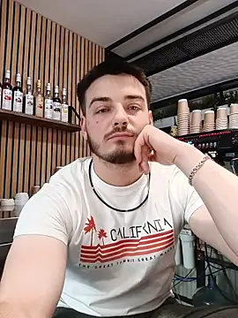 Zevs777s Adlı Modelin Web Kamerası Şovu