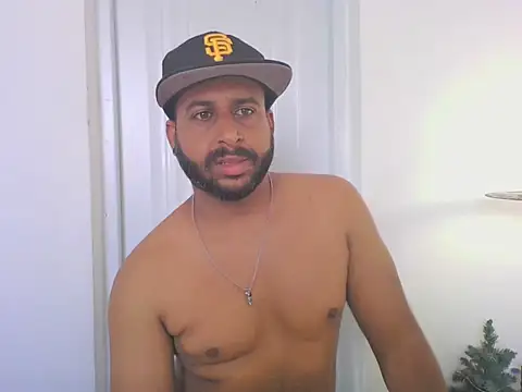Chris_Angel05 Show in webcam