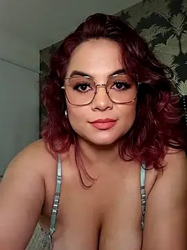 Aurora_Luxx Live XXX-chat