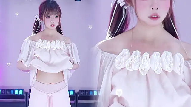 Luckybaby-001: διαδικτυακό σόου στην κάμερα