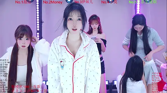 Luckybaby-001 Show in webcam
