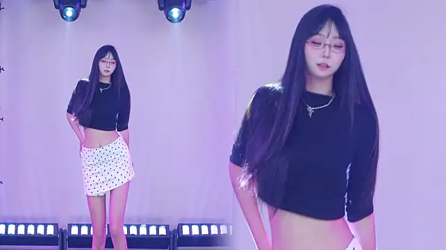 Luckybaby-001 在線直播表演