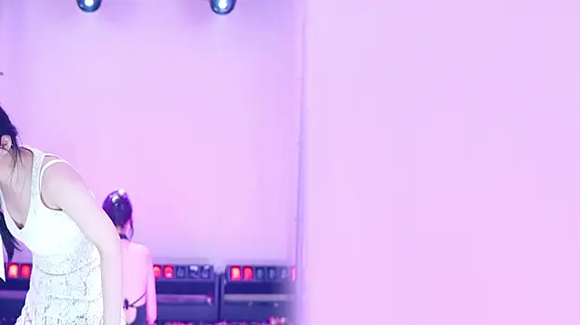 Luckybaby-001 webkamerás műsora