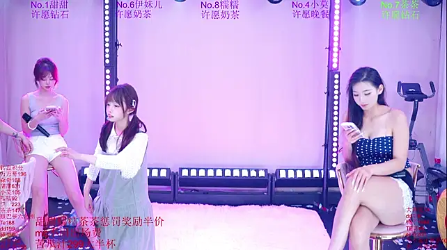Luckybaby-001 Show Webcam