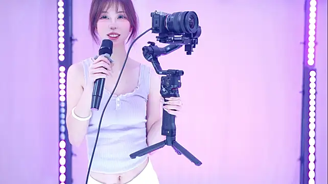 Luckybaby-001 Webcam-Show