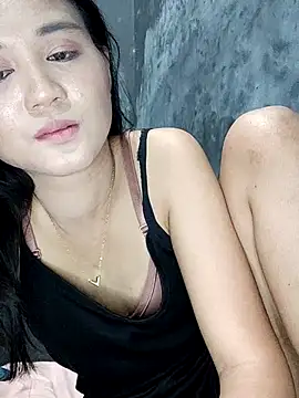 Chatroom XXX en direct de Rayya_4yy