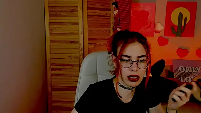 Show de SeraphineDuskryn na webcam