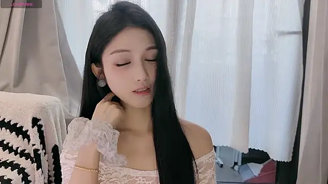 lulu-789 Adlı Modelin Canlı XXX Sohbeti