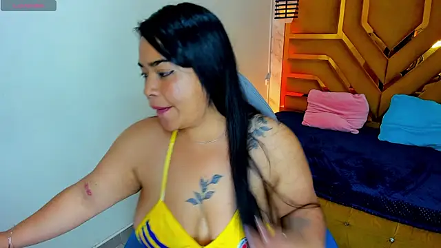 Czat XXX na żywo – Violett_Cinnamon