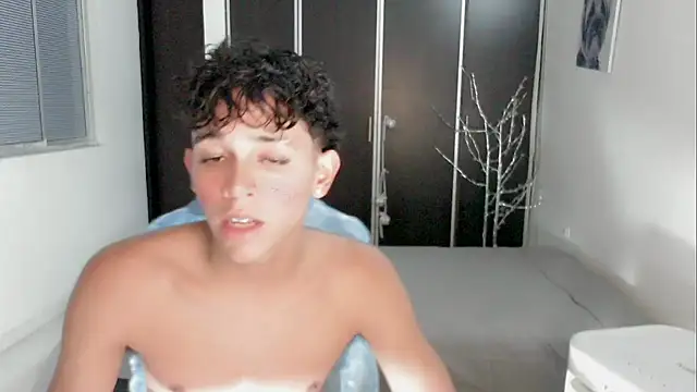 2c_Bby – webcam-show